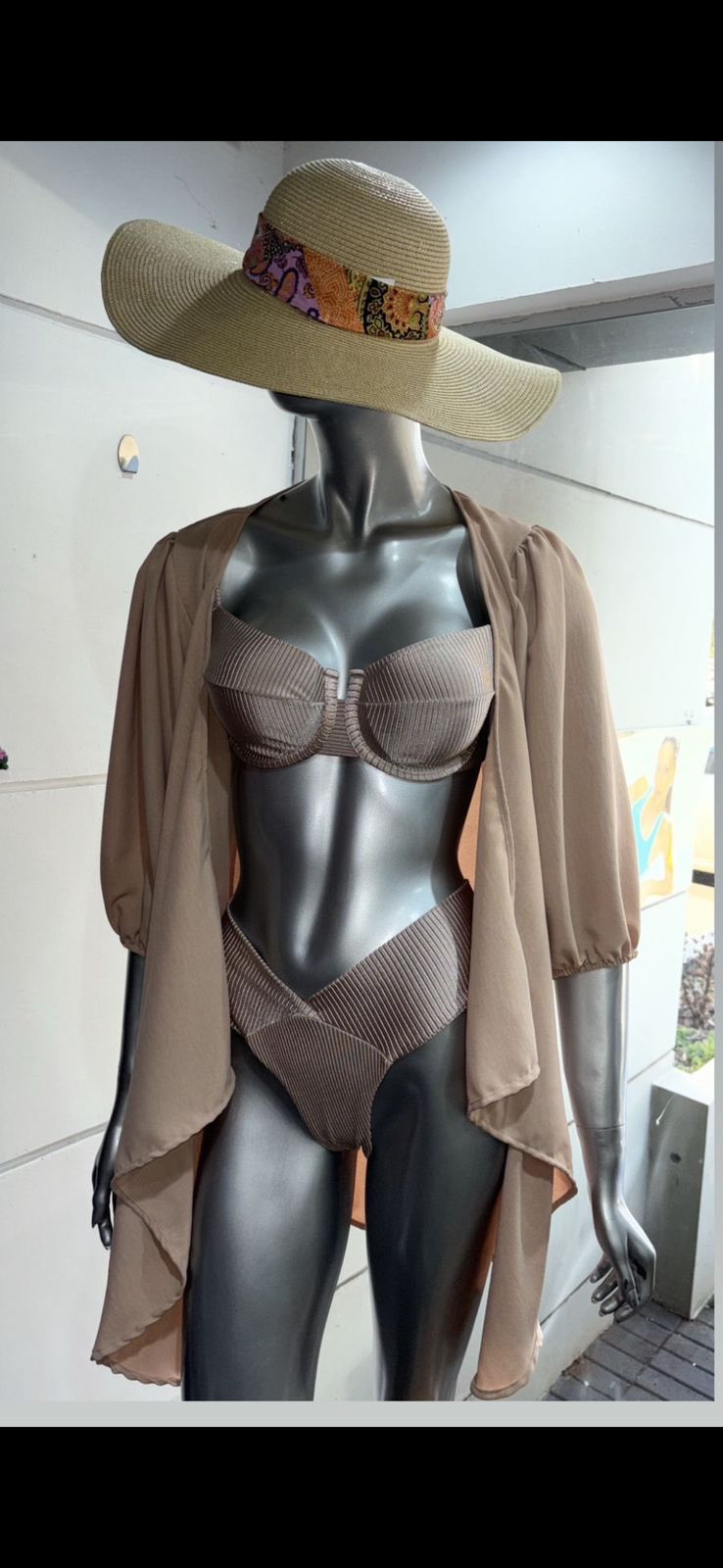 Bikini Ravello Oro con Ferretto e Vita Bassa a V